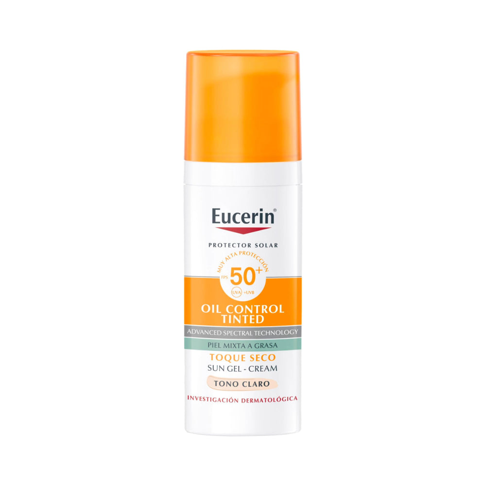 Eucerin Sun Face Oil Control FPS 50+ Tono Claro Control de Brillo (50 ml) Protector Solar Facial Efecto Mate, No pegajoso ideal para piel grasa
