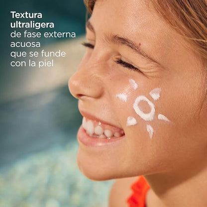 ISDIN Fotoprotector Fusion Water Magic SPF 50, Protector Solar Facial OIL CONTROL, de fase acuosa para uso diario, Textura ultra ligera, 50 ml